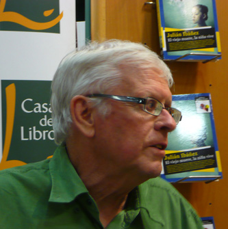 Entrevista al escritor Julián Ibáñez